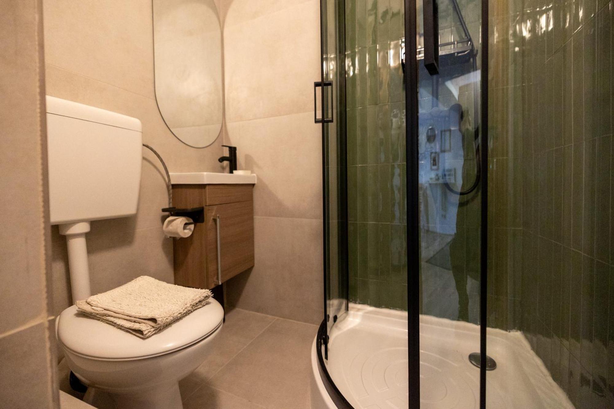 Cozy Studio Retreat - Quiet, Premium Stay Timișoara Zewnętrze zdjęcie